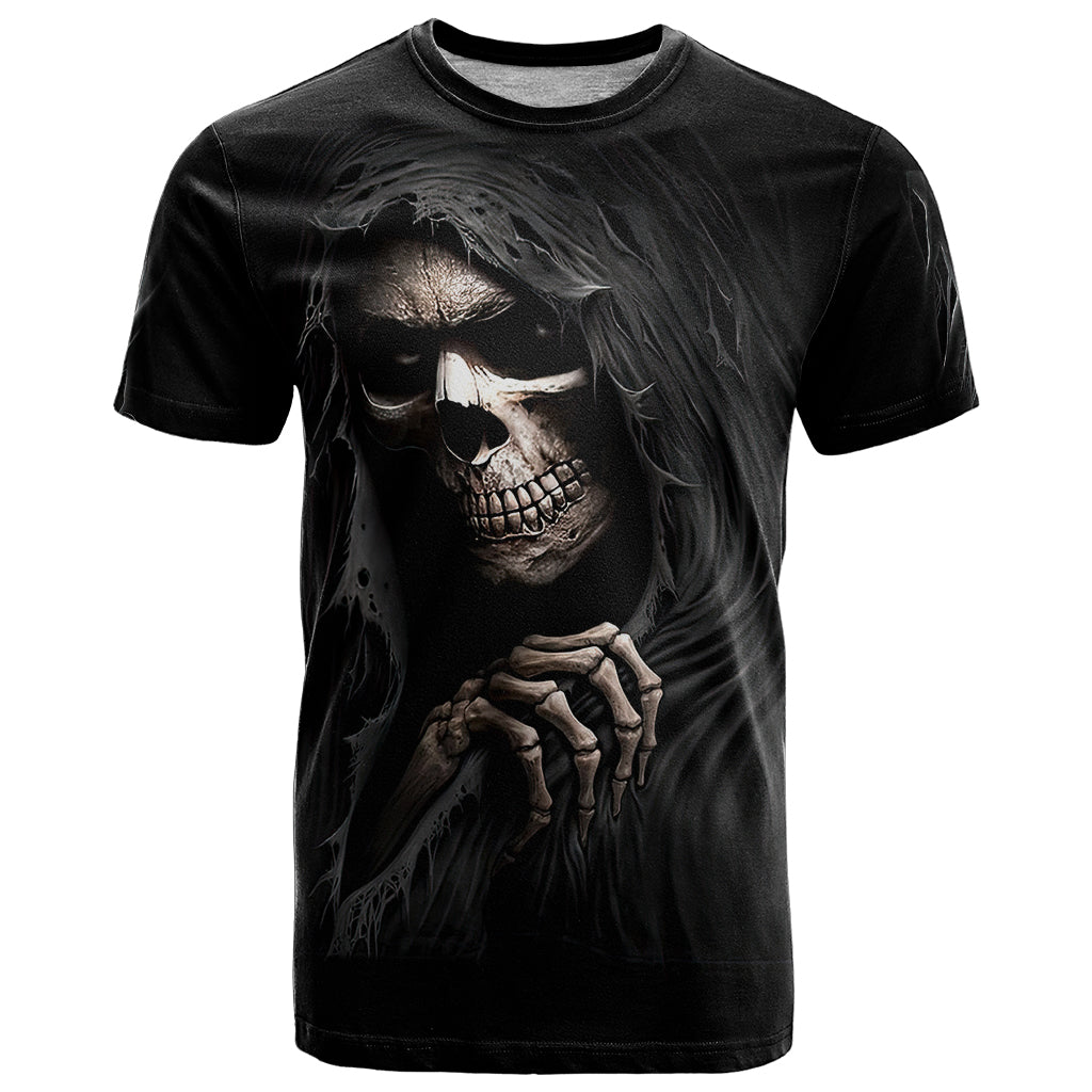 skull-t-shirt-evil-skeleton-look-inside