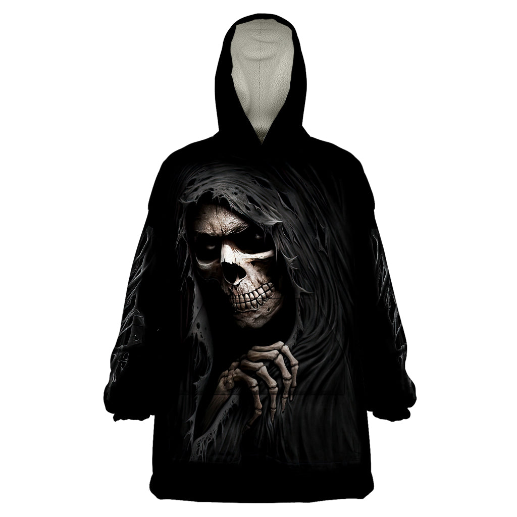 skull-wearable-blanket-hoodie-evil-skeleton-look-inside