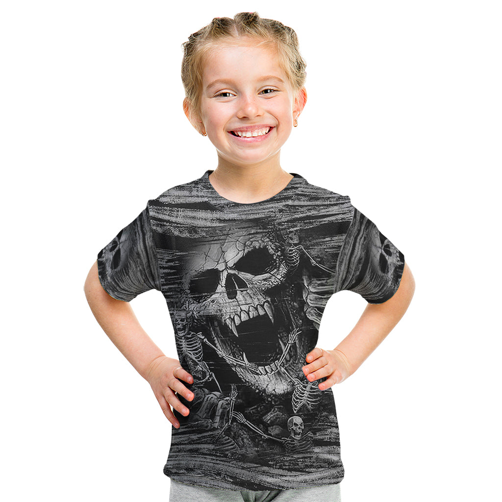 black-and-white-metallica-skull-kid-t-shirt